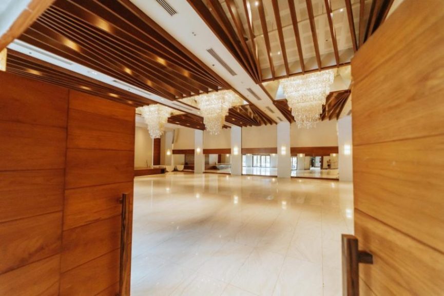 Grand-Ballroom_empty